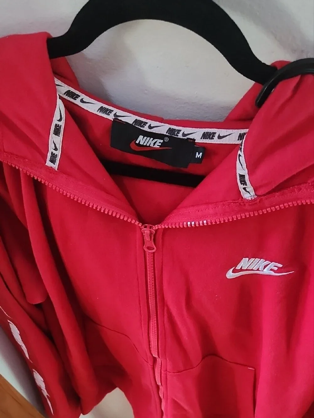 Nike MEN Red Hoodie & Joggers Set with White Logo